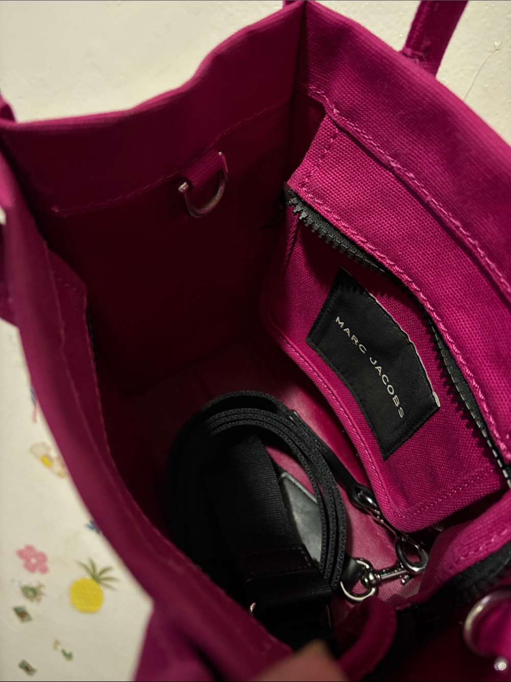 Marc Jacobs Hot Pink Canvas Mini Tote with Black Strap EUC - Picture 6 of 6